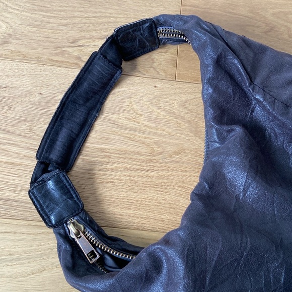 MATT & NAT Vegan Hobo Purse - Picture 7 of 12